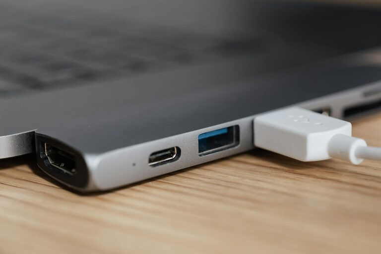 How to Set Up a Charging Station for Devices at Home or Office